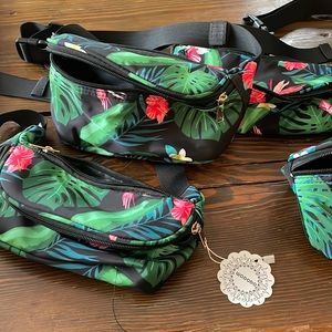 WODODO FANNY PACK(s) 4 total. NEW WITH TAGS